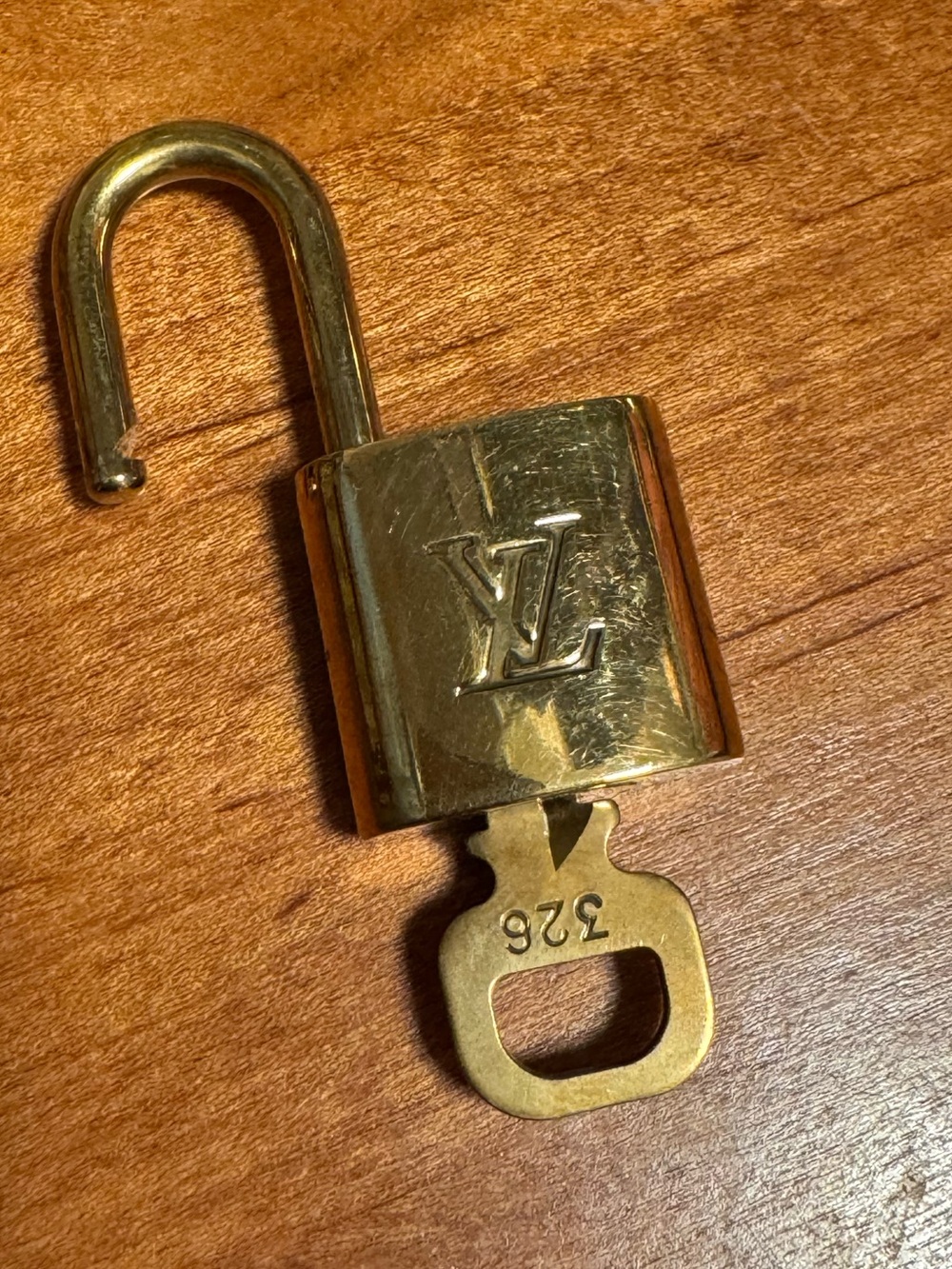 Louis Vuitton Padlock and Key Set #325 🔐